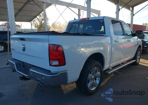 2015 Ram 1500 Lone Star z USA, uszkodzony, nr VIN 1C6RR6LM1FS536023